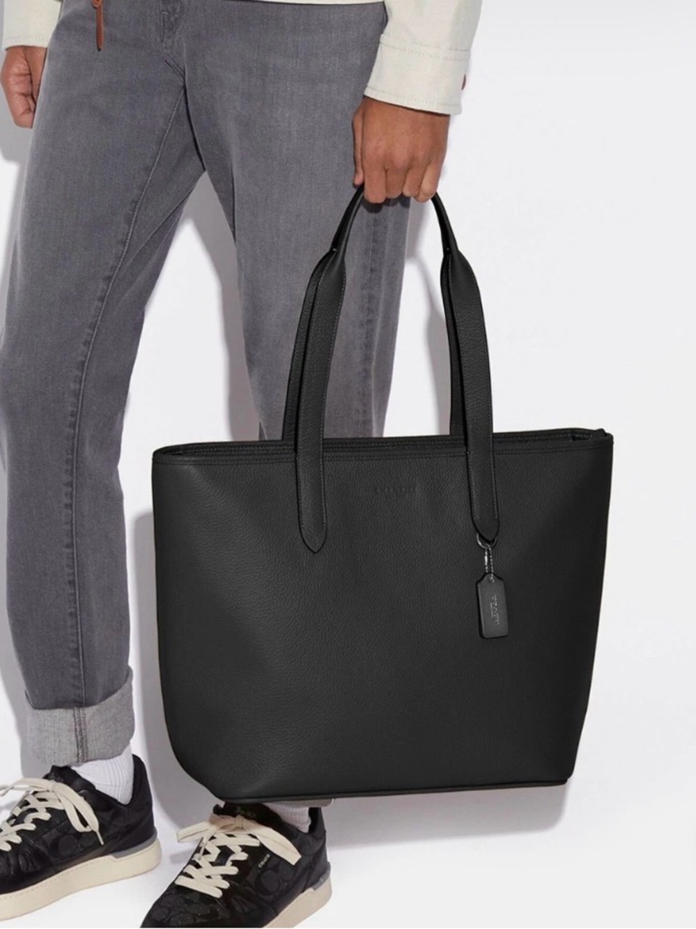COACH Japan exclusive Sullivan tote bag black cowhide business laptop shoulder.